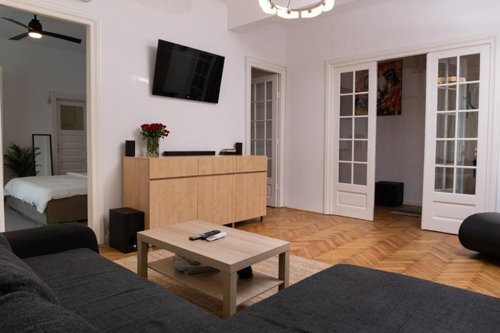 부쿠레슈티 Color Aparments Coposu Blv 아파트 외부 사진